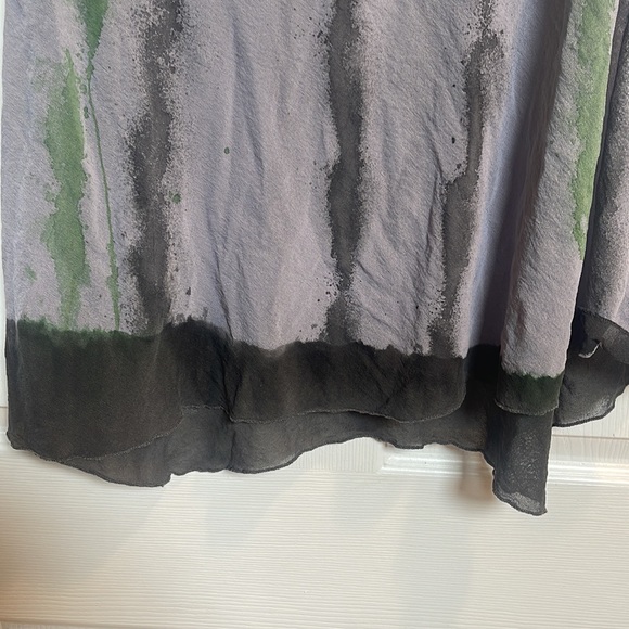 Pete small gray green short sleeve see throw top - Picture 3 of 5